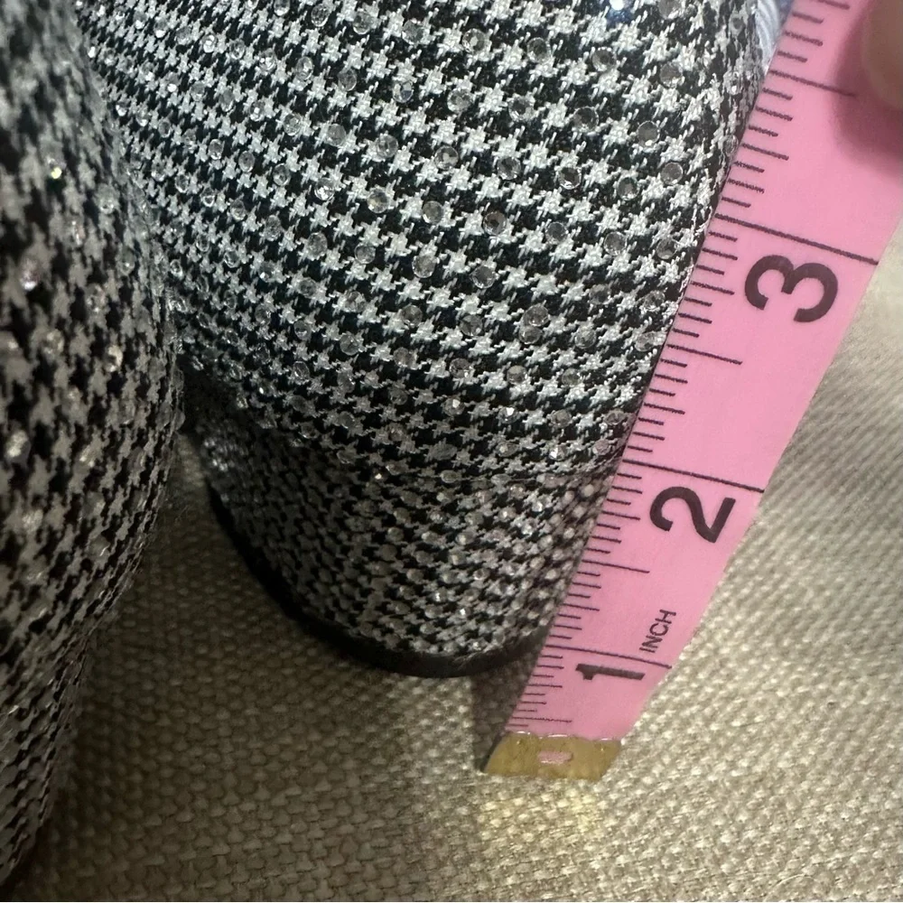 Kurt Geiger Houndstooth and Rhinestone Ankle Boots NWOB 5 YOUTH or 6.5 Women’s